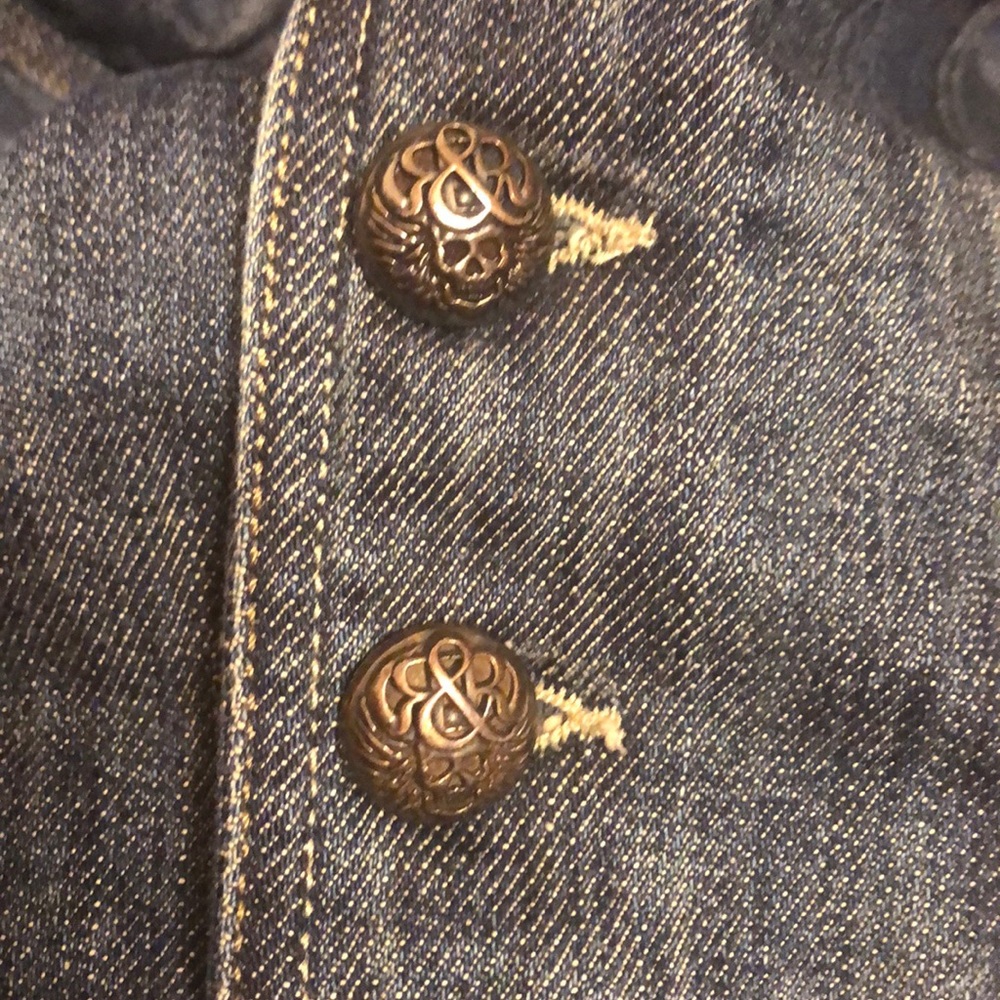 Rock & Republic Collared Skull Denim Jacket - Picture 6 of 10